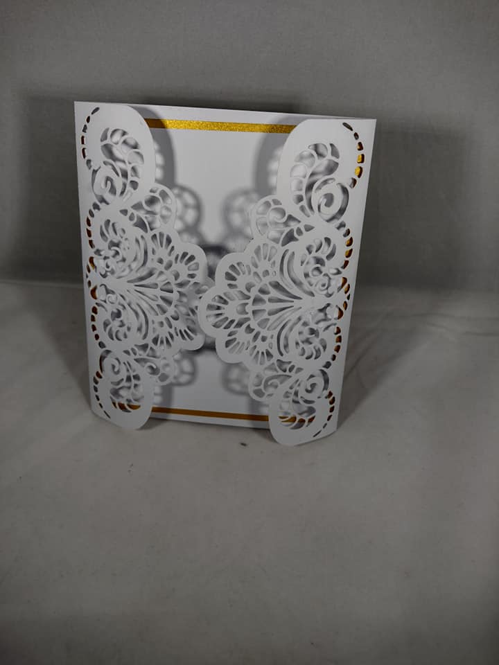 Gate Fold Lace